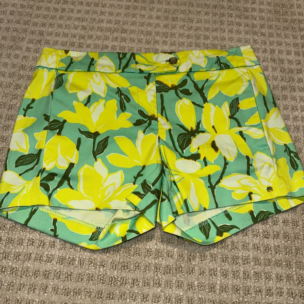 Flower shorts